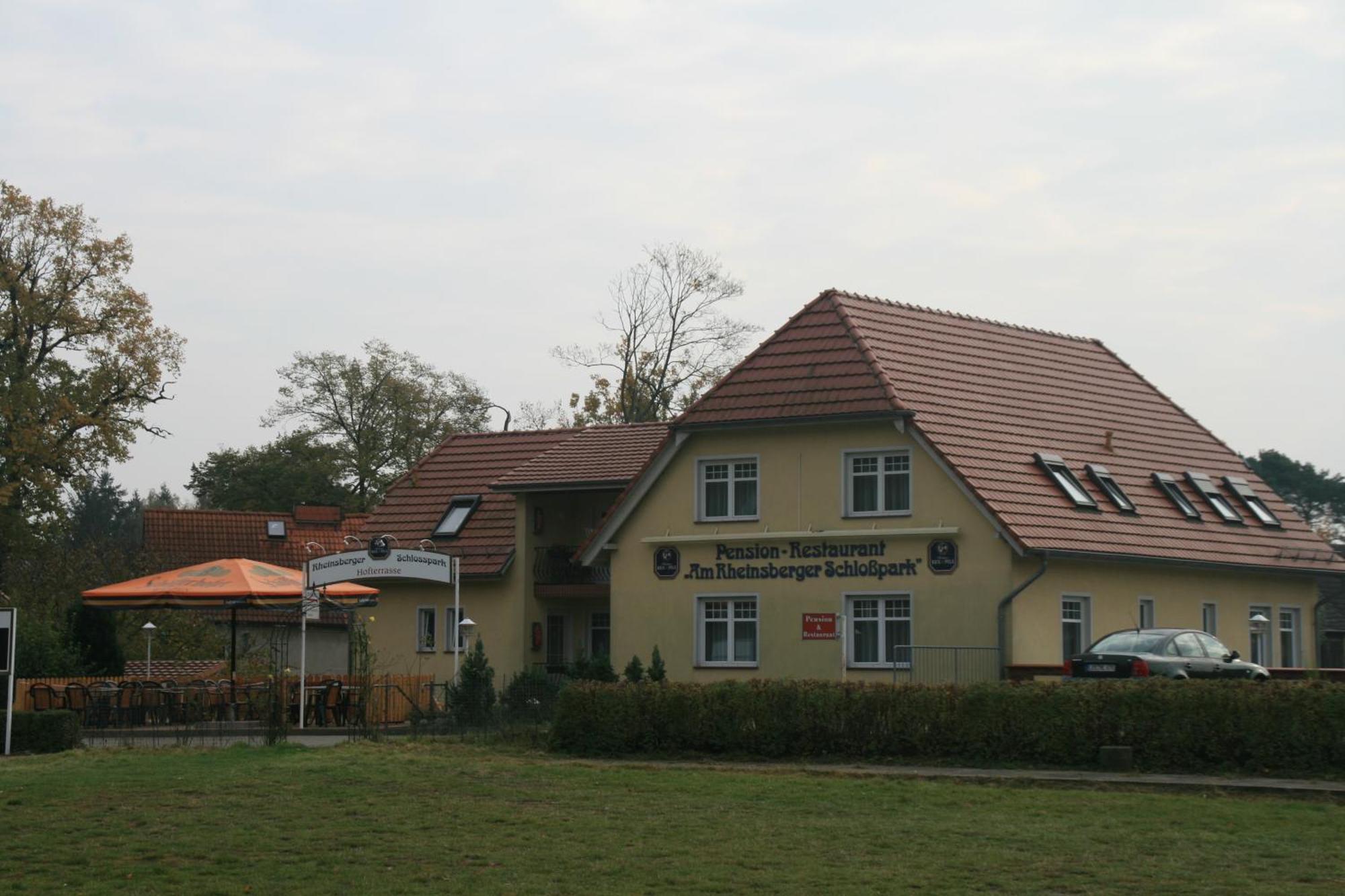Pension Am Rheinsberger Schlosspark Exterior foto
